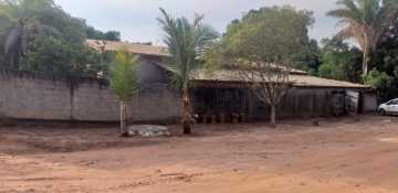 CASA COM 350m2 Á VENDA EM SANTA TEREZINHA