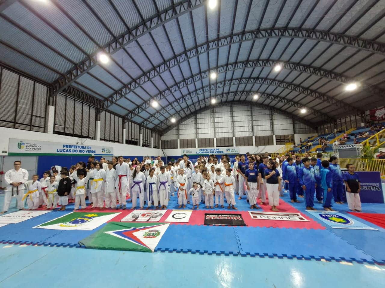 Delegação com 70 atletas de MT participa de campeonatos nacional e internacional de karatê