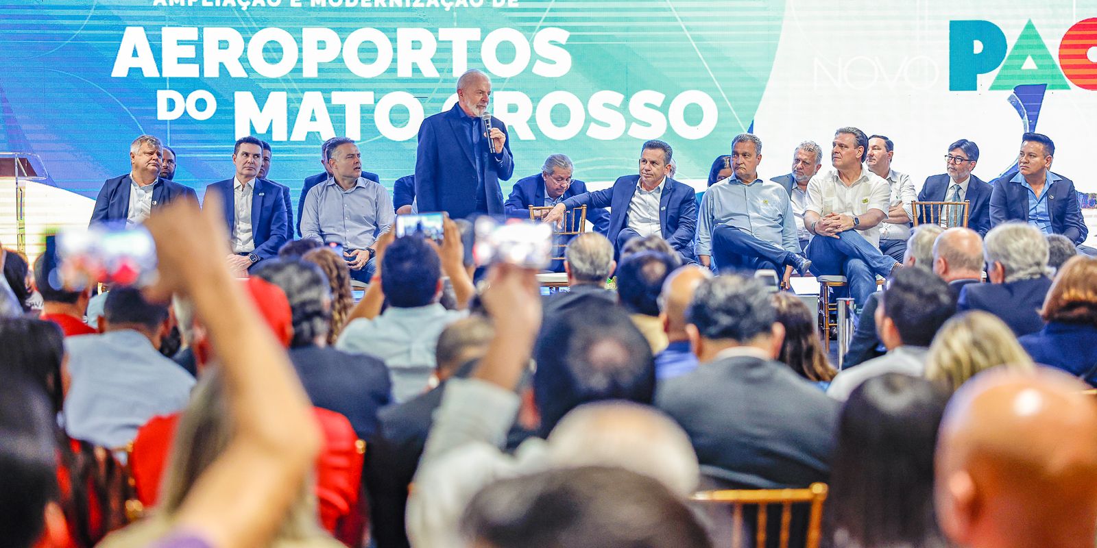 Lula entrega melhorias em aeroportos e casas populares em Mato Grosso