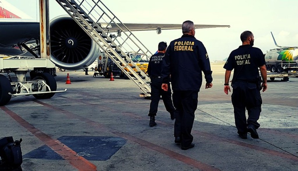 PF apreende produtos falsificado no aeroporto de Campina Grande/PB