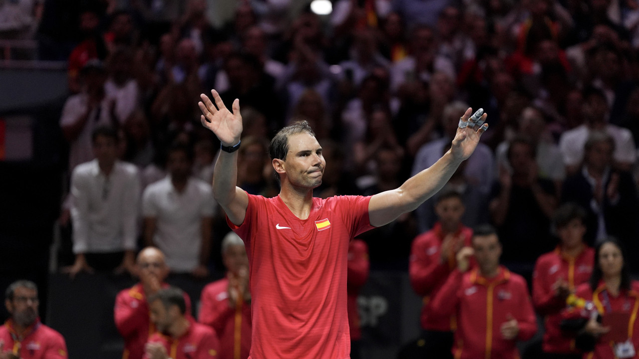 Nadal se emociona na despedida: 'Quero ser lembrado como um garoto que realizou seus sonhos'