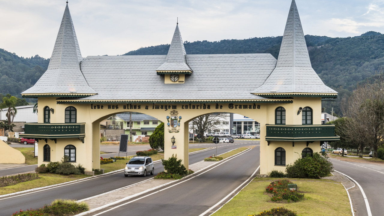 Gramado volta para rota do turista brasileiro com reabertura de aeroporto no RS