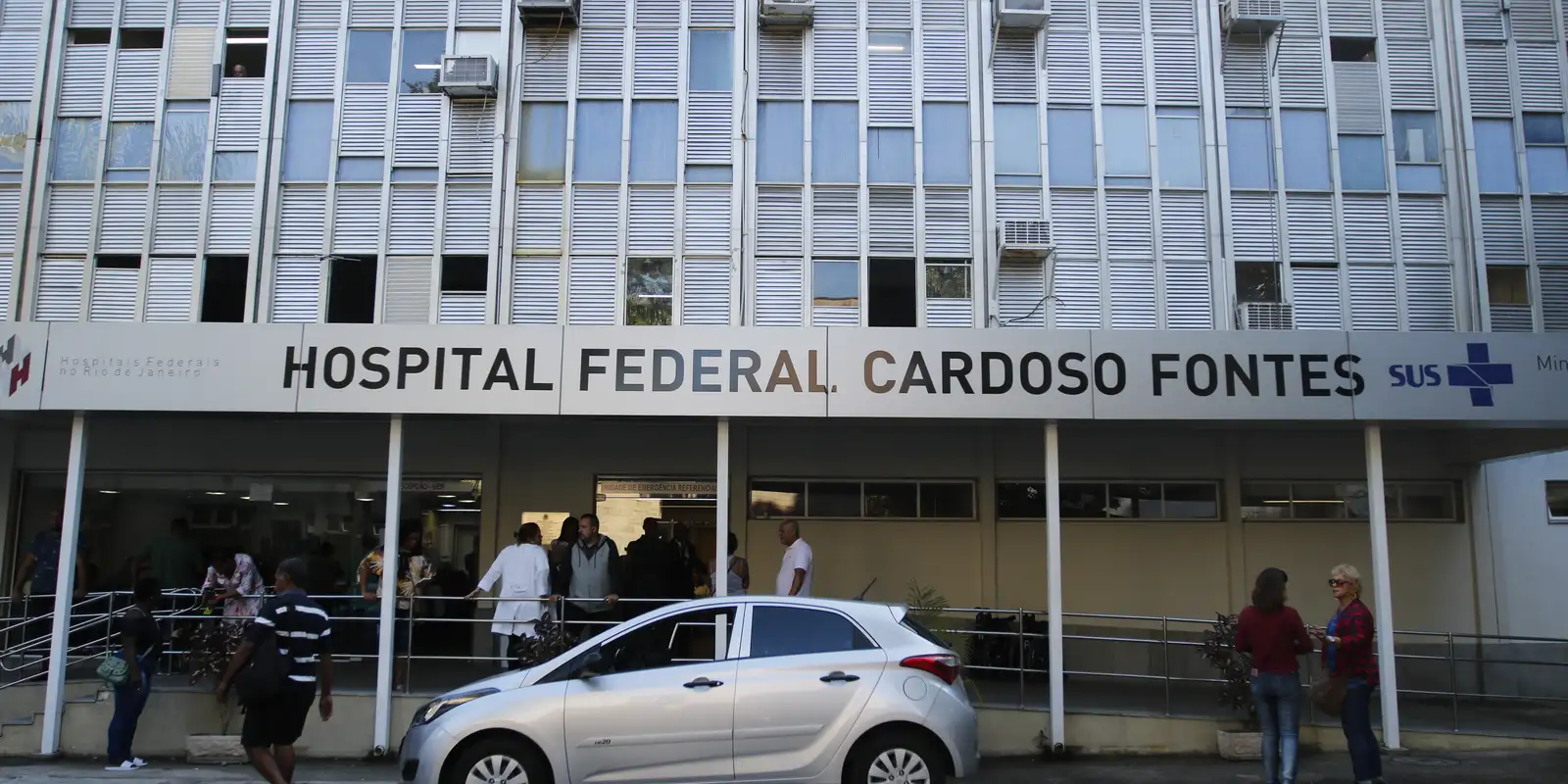 Emergências dos hospitais do Andaraí e Cardoso Fontes são reabertas