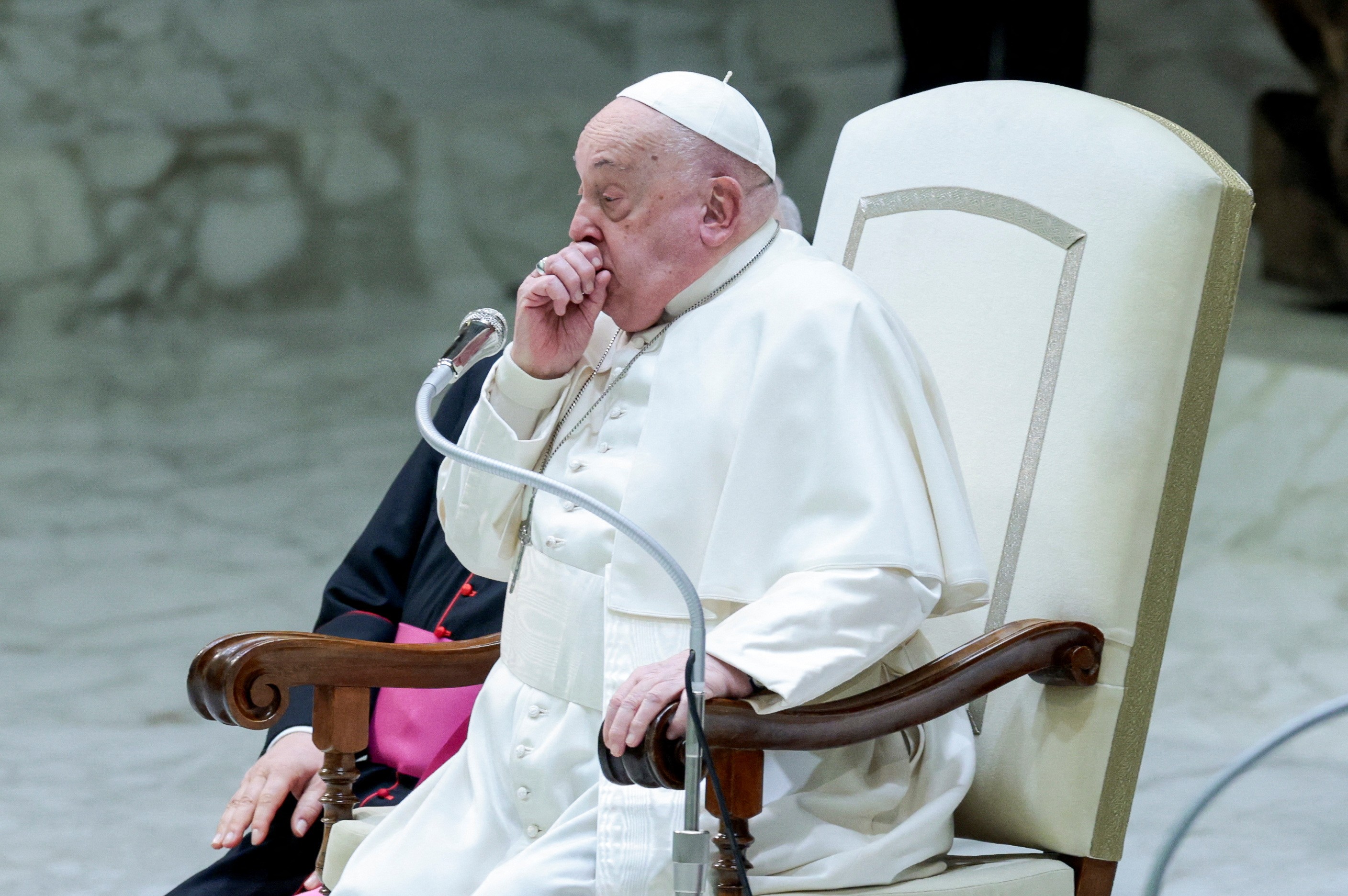 Papa Francisco tem noite tranquila e está descansando, diz Vaticano