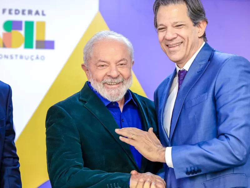 Sob regime de Lula, preços sobem 1,31% em fevereiro, maior patamar para o mês em 22 anos