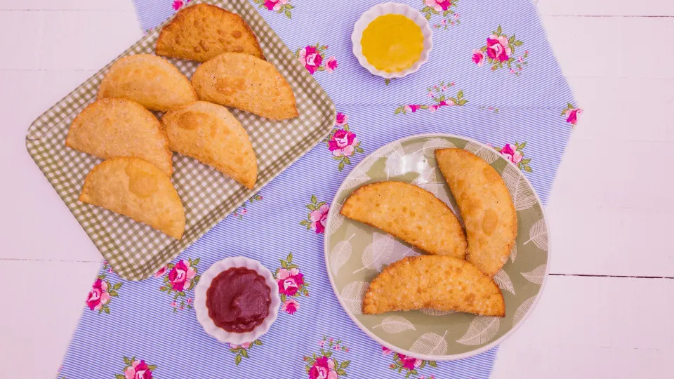 Delícia: aprenda receita coringa de pastel