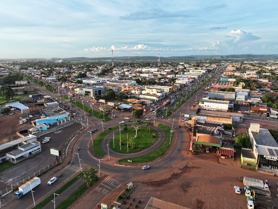 INVESTIMENTO NO ARAGUAIA – Deputado destina R$ 400 mil para aquisição de veículo van e R$ 150 mil para ações do esporte em Confresa