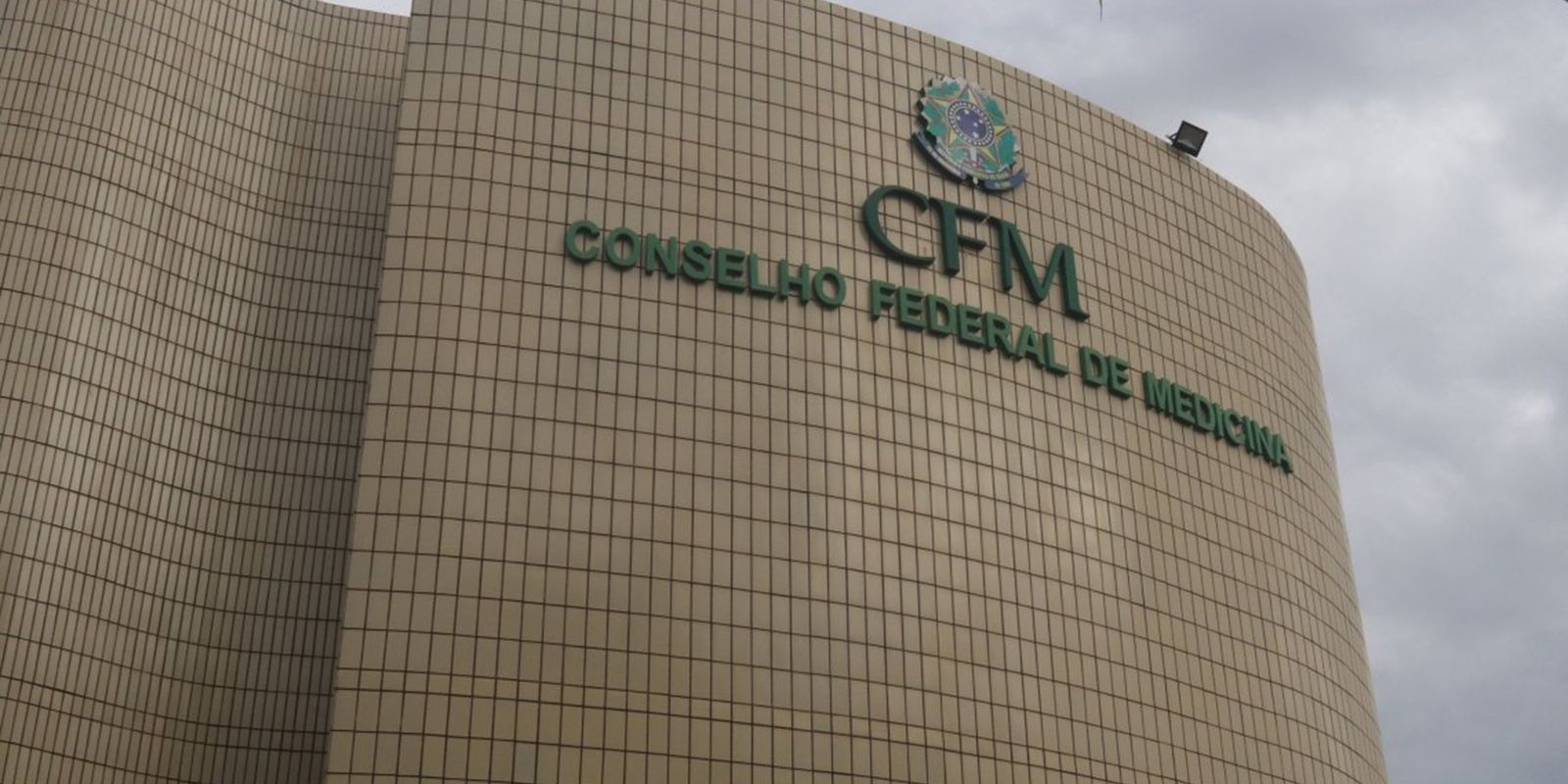 Conselho Federal de Medicina inicia intervenção no Cremerj